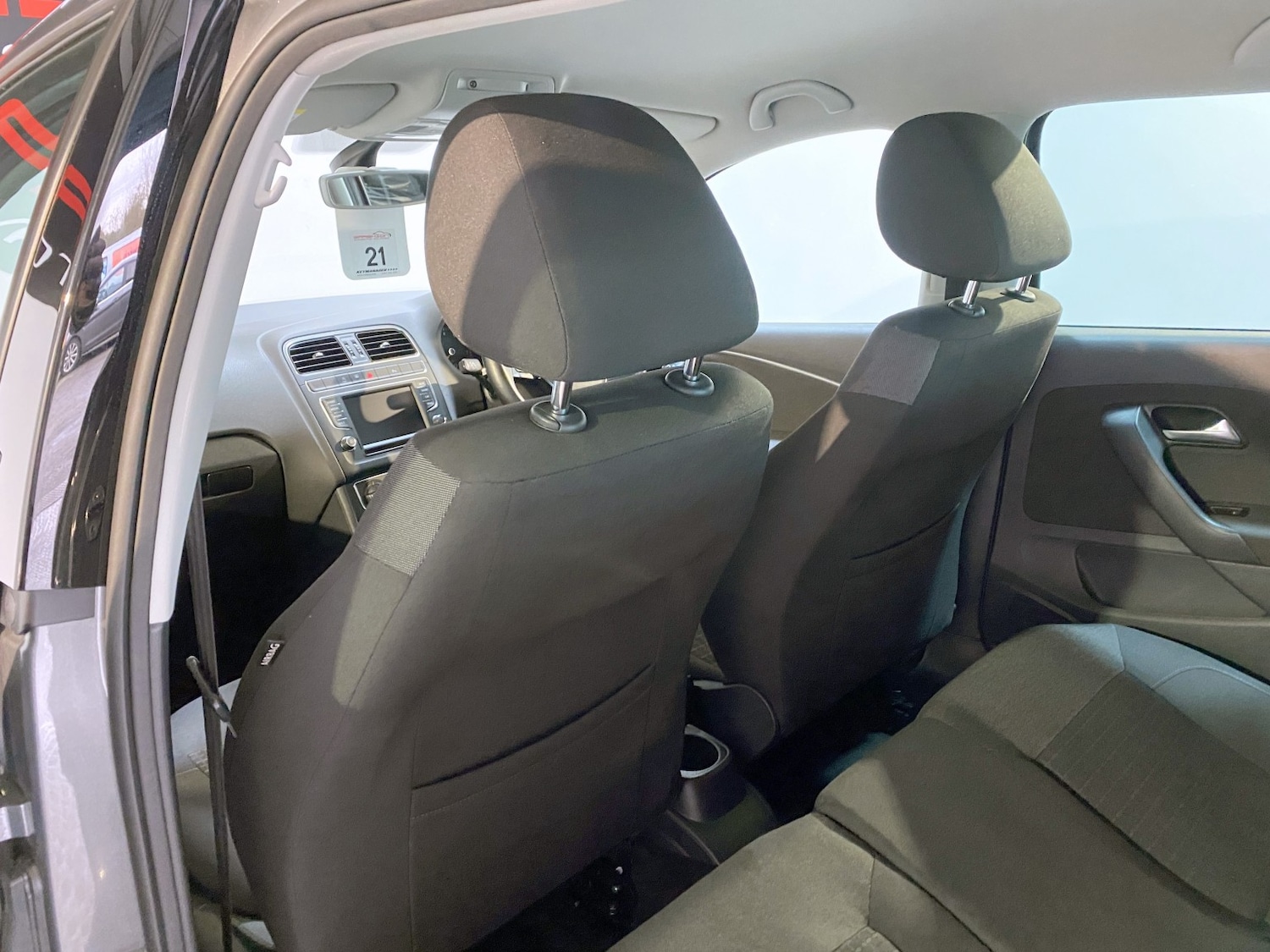 Used Volkswagen Polo 2017 for sale - 77595312: Photo 53