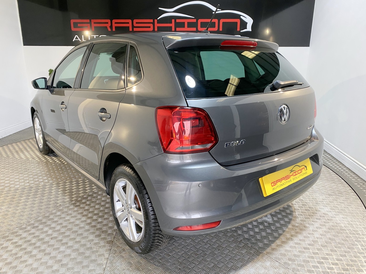 Used Volkswagen Polo 2017 for sale - 77595312: Photo 8