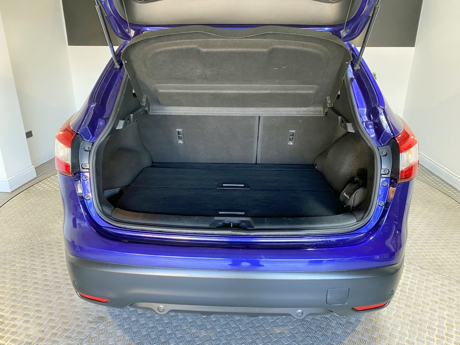 Used Nissan Qashqai 2015 for sale - 77750026: Photo 18