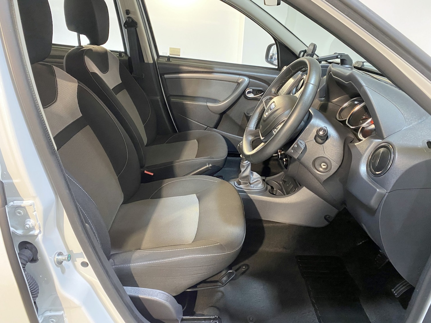 Used Dacia Duster 2018 for sale - 77781602: Photo 43