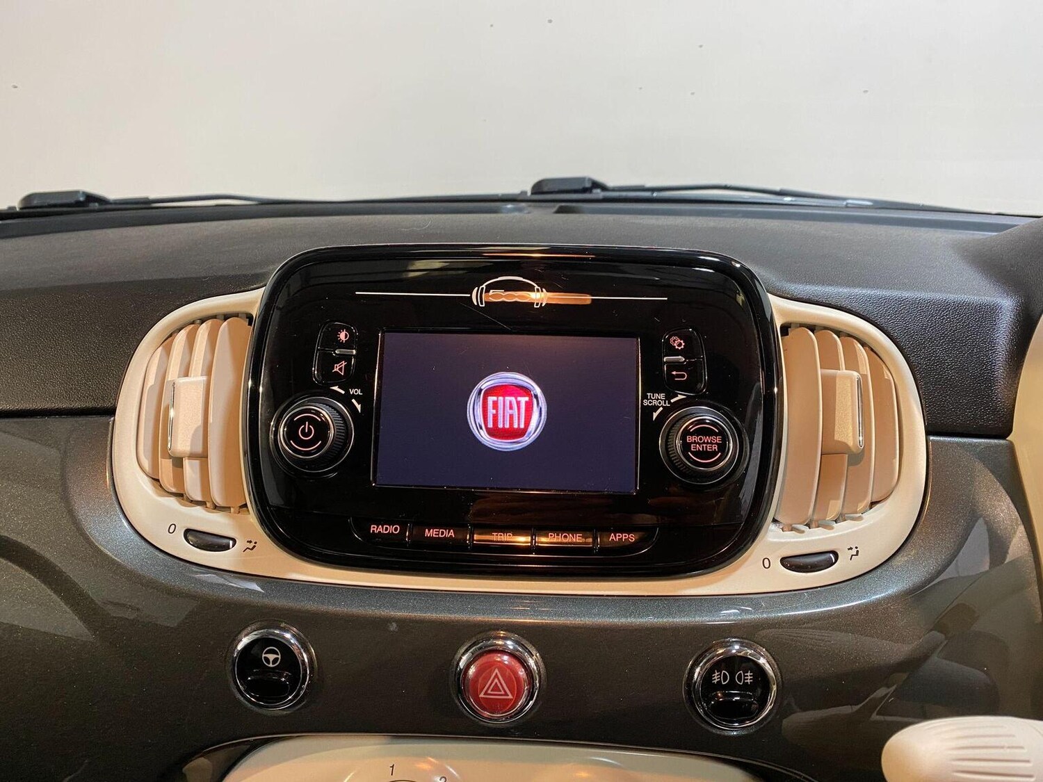 Used Fiat 500 2018 for sale - 77535881: Photo 32