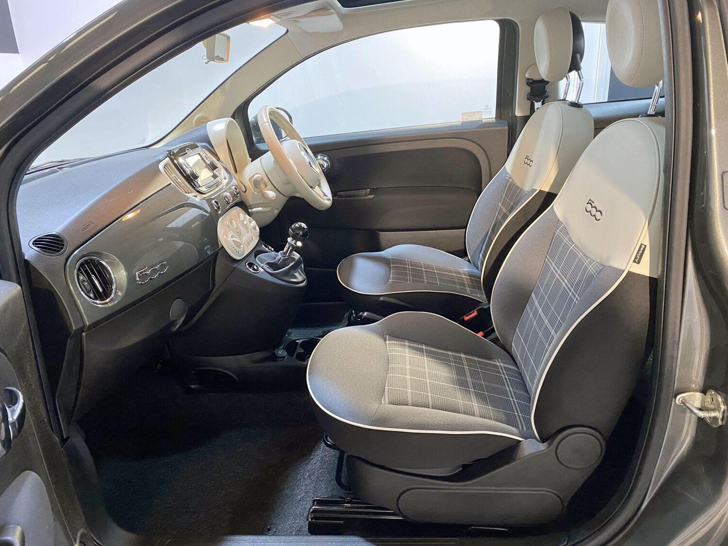 Used Fiat 500 2018 for sale - 77535881: Photo 49