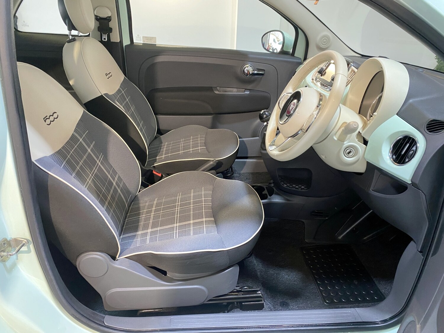 Used Fiat 500 2016 for sale - 77632451: Photo 35