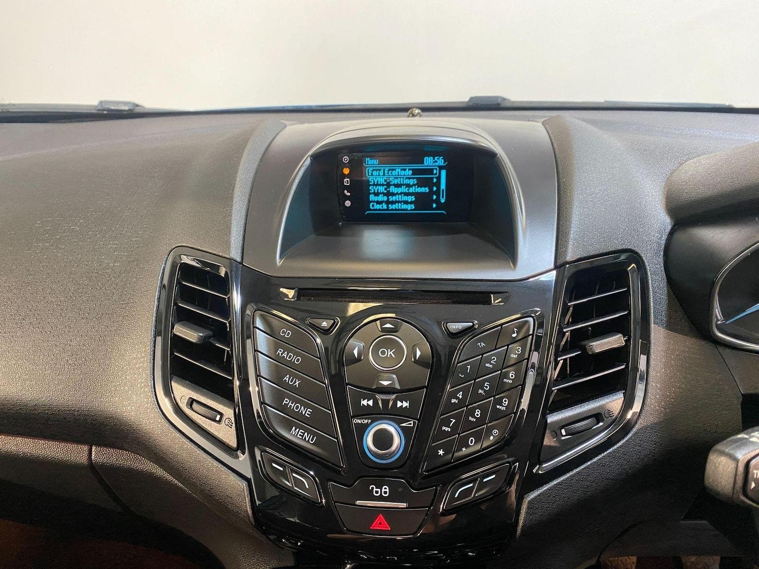 Vehicle 33
