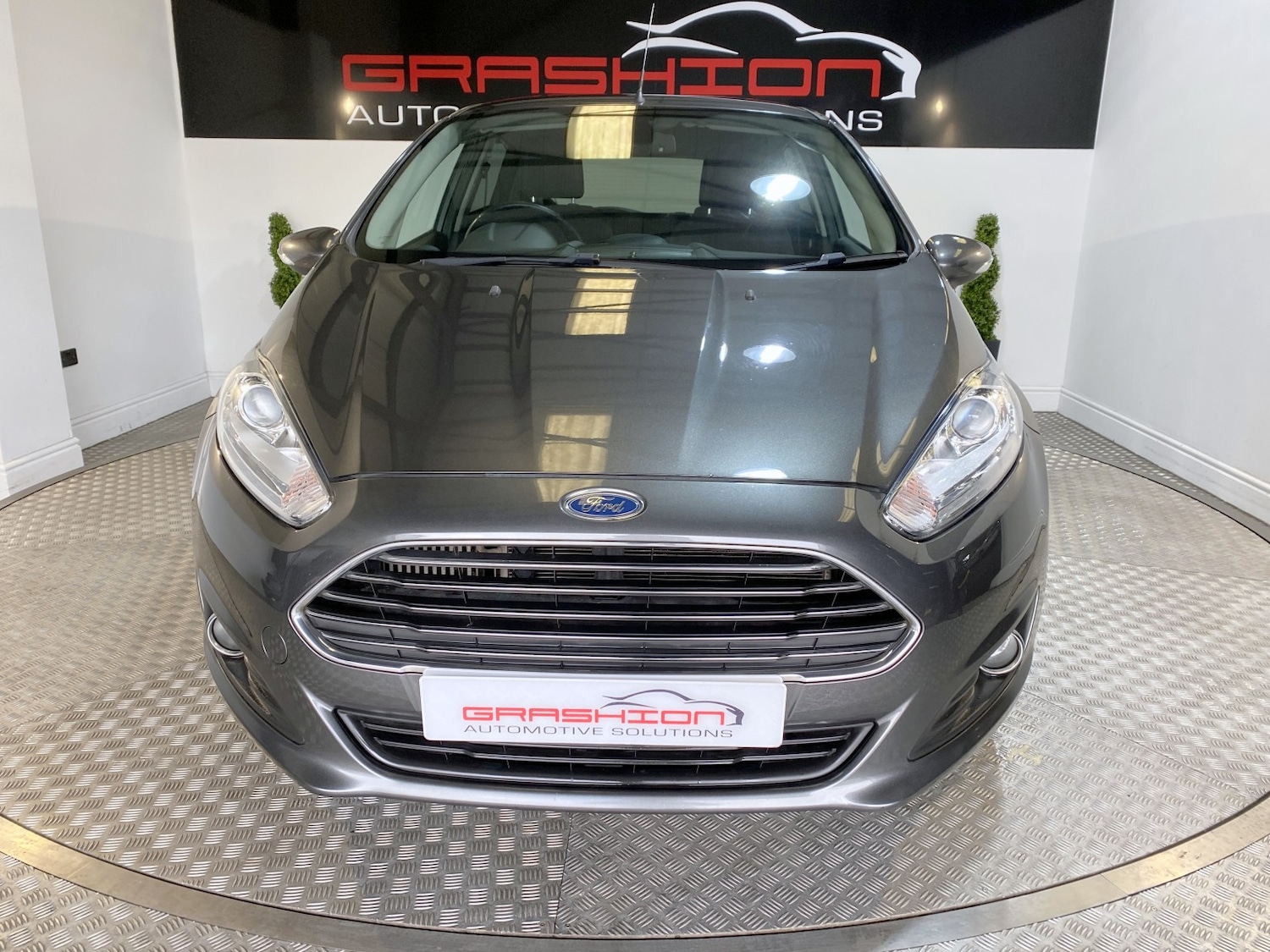 Used Ford Fiesta 2015 for sale - 77595306: Photo 2