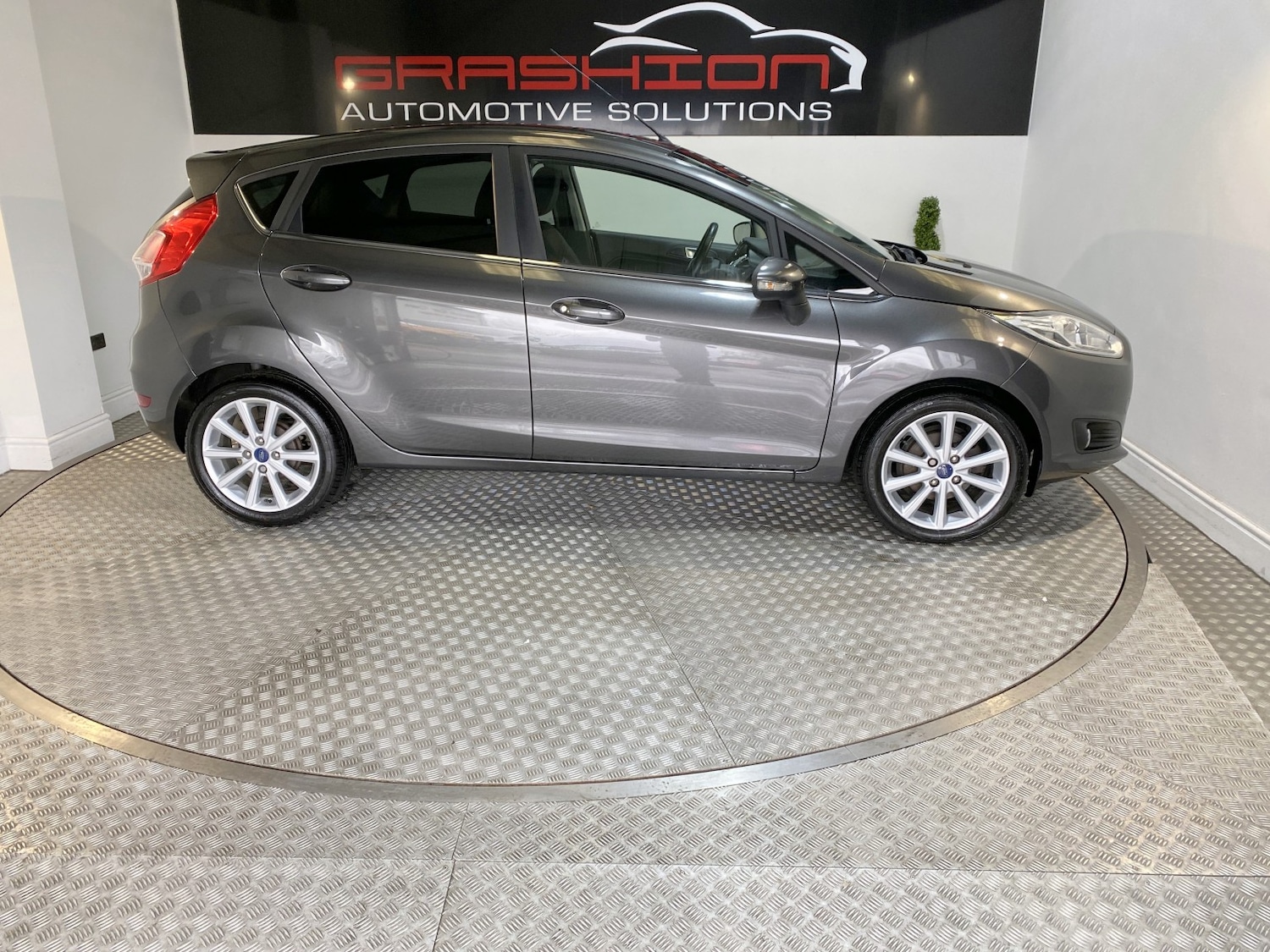 Used Ford Fiesta 2015 for sale - 77595306: Photo 20