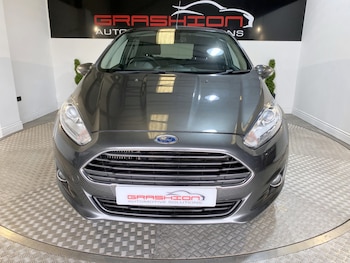 Used Ford Fiesta 2015 for sale - 77595306: Photo