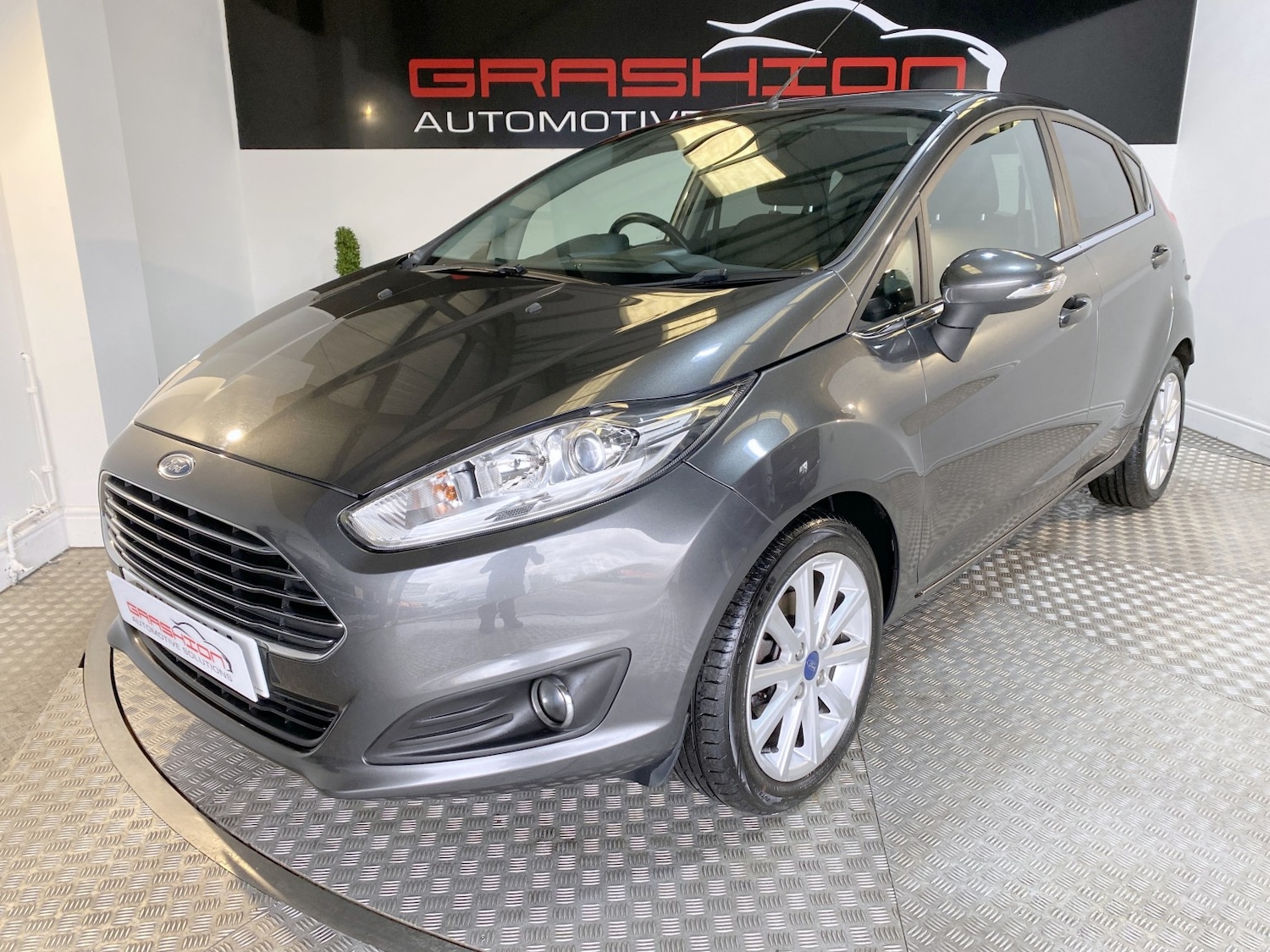 Used Ford Fiesta 2015 for sale - 77595306: Photo 3