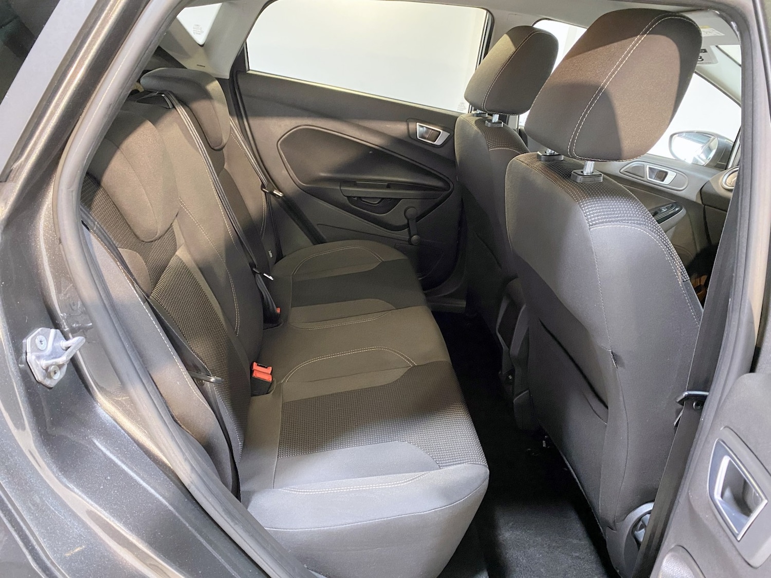 Used Ford Fiesta 2015 for sale - 77595306: Photo 44