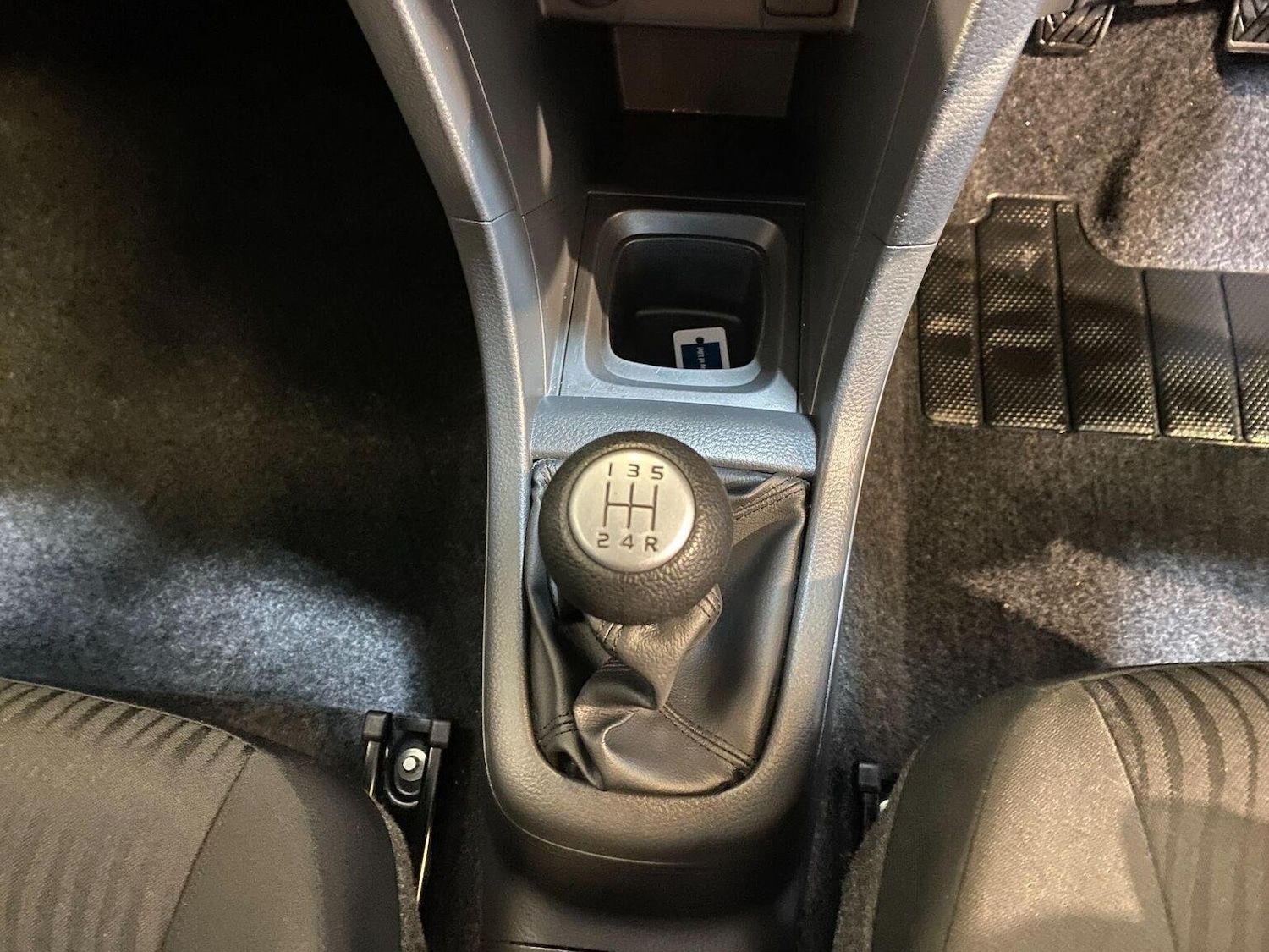 Used Suzuki Swift 2013 for sale - 76198307: Photo 35