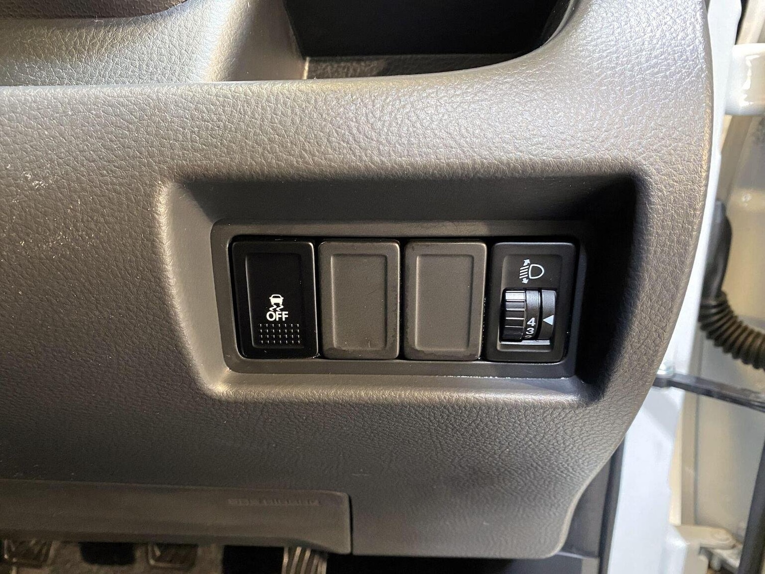 Used Suzuki Swift 2013 for sale - 76198307: Photo 36