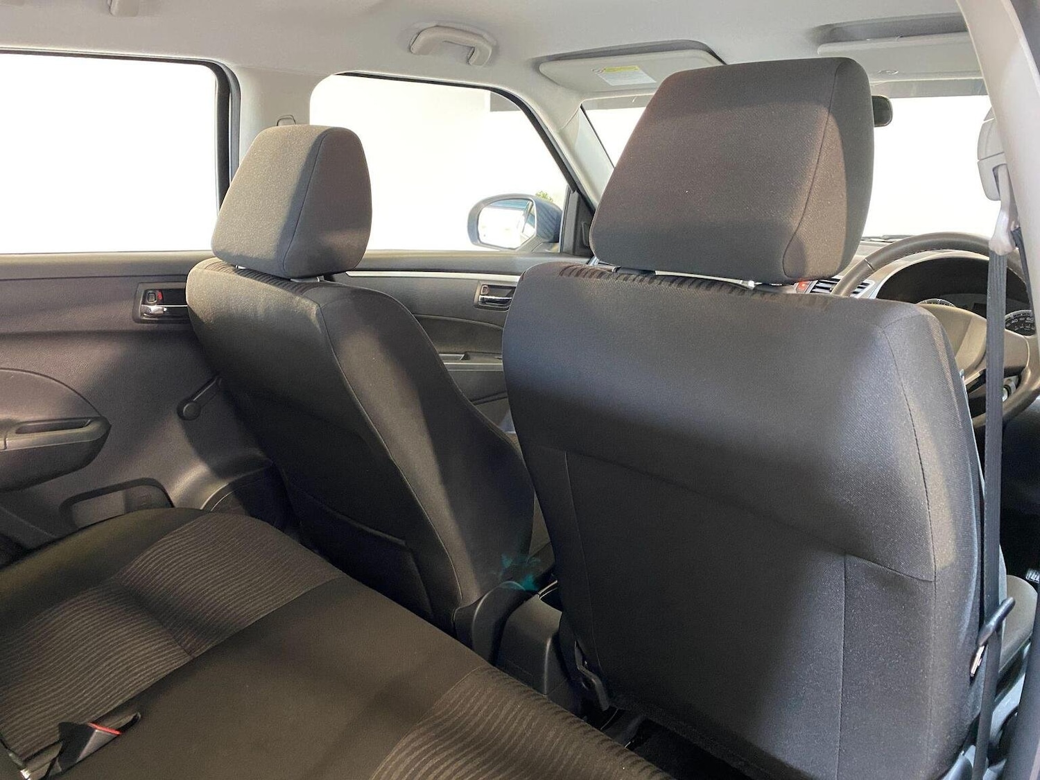 Used Suzuki Swift 2013 for sale - 76198307: Photo 41