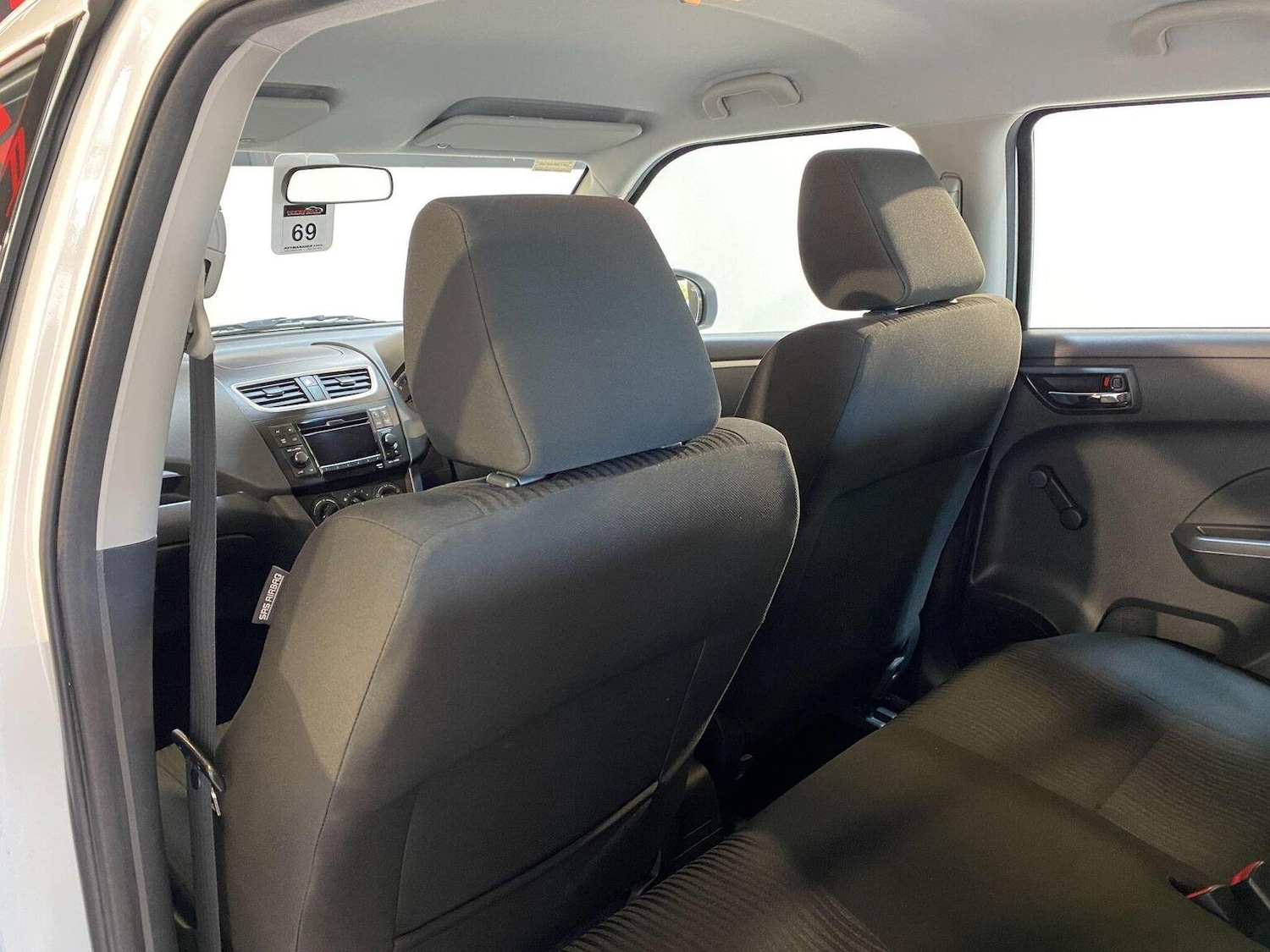 Used Suzuki Swift 2013 for sale - 76198307: Photo 44