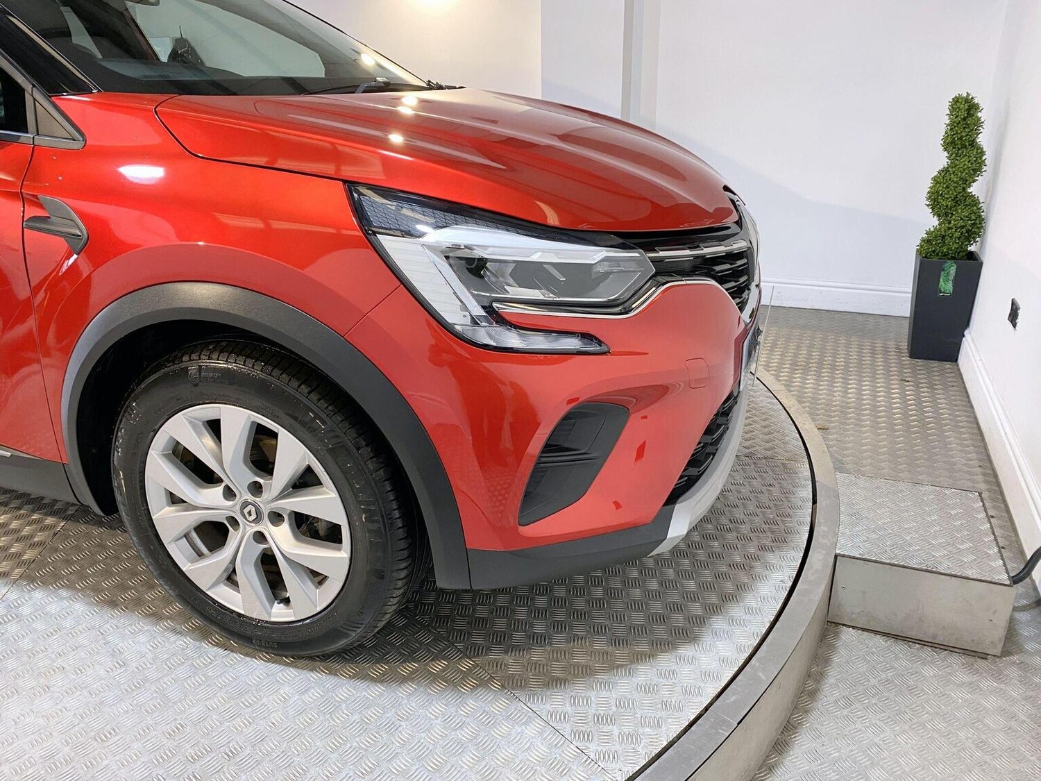 Used Renault Captur 2021 for sale - 77445560: Photo 23