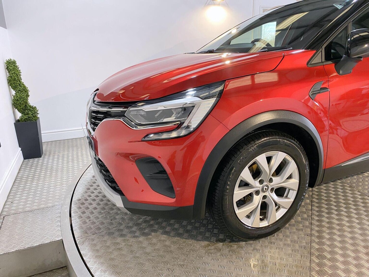 Used Renault Captur 2021 for sale - 77445560: Photo 30