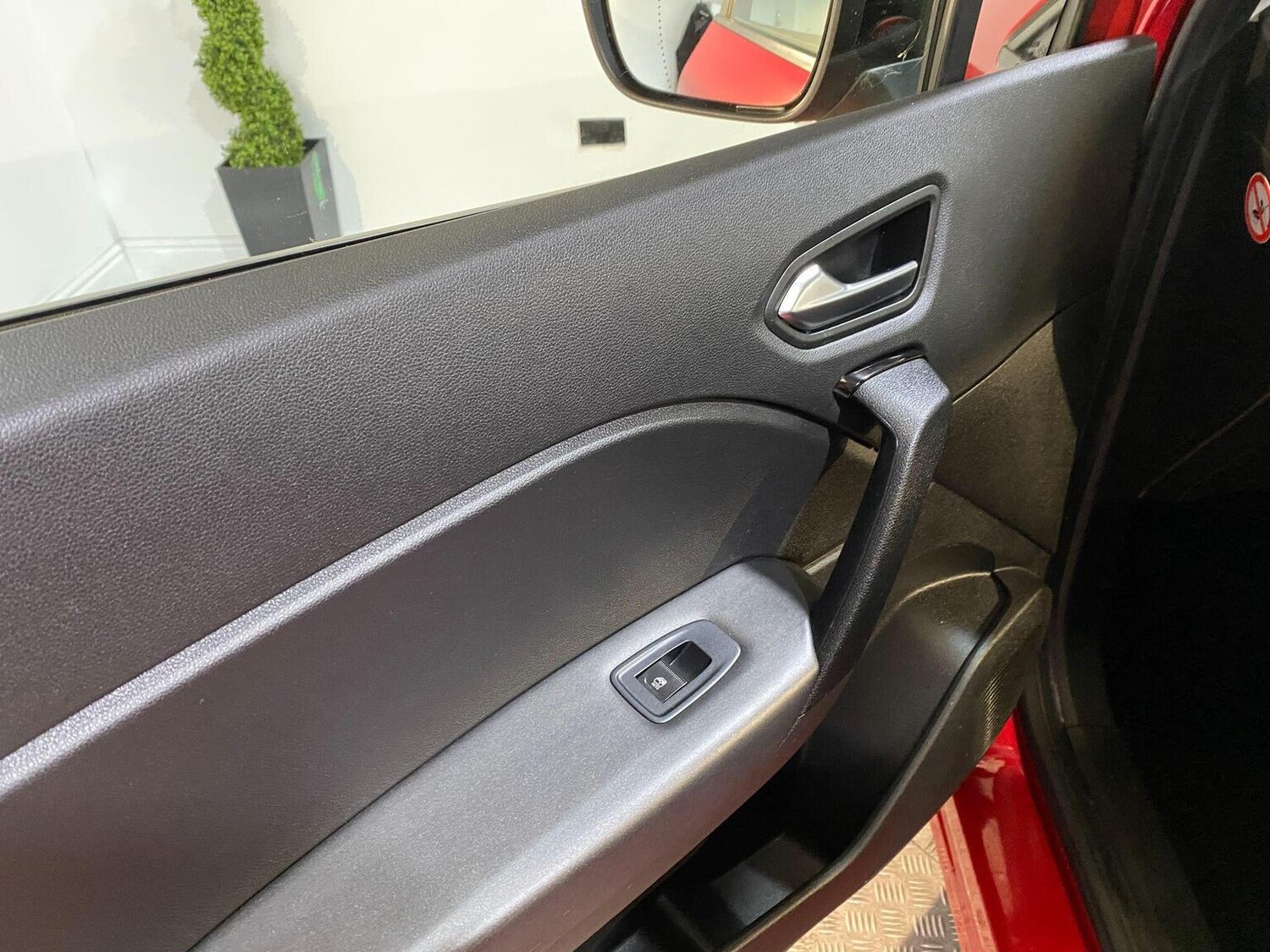 Used Renault Captur 2021 for sale - 77445560: Photo 55