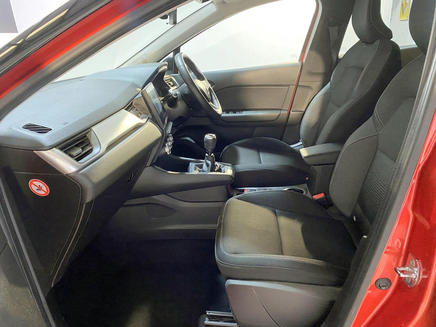 Used Renault Captur 2021 for sale - 77445560: Photo 56