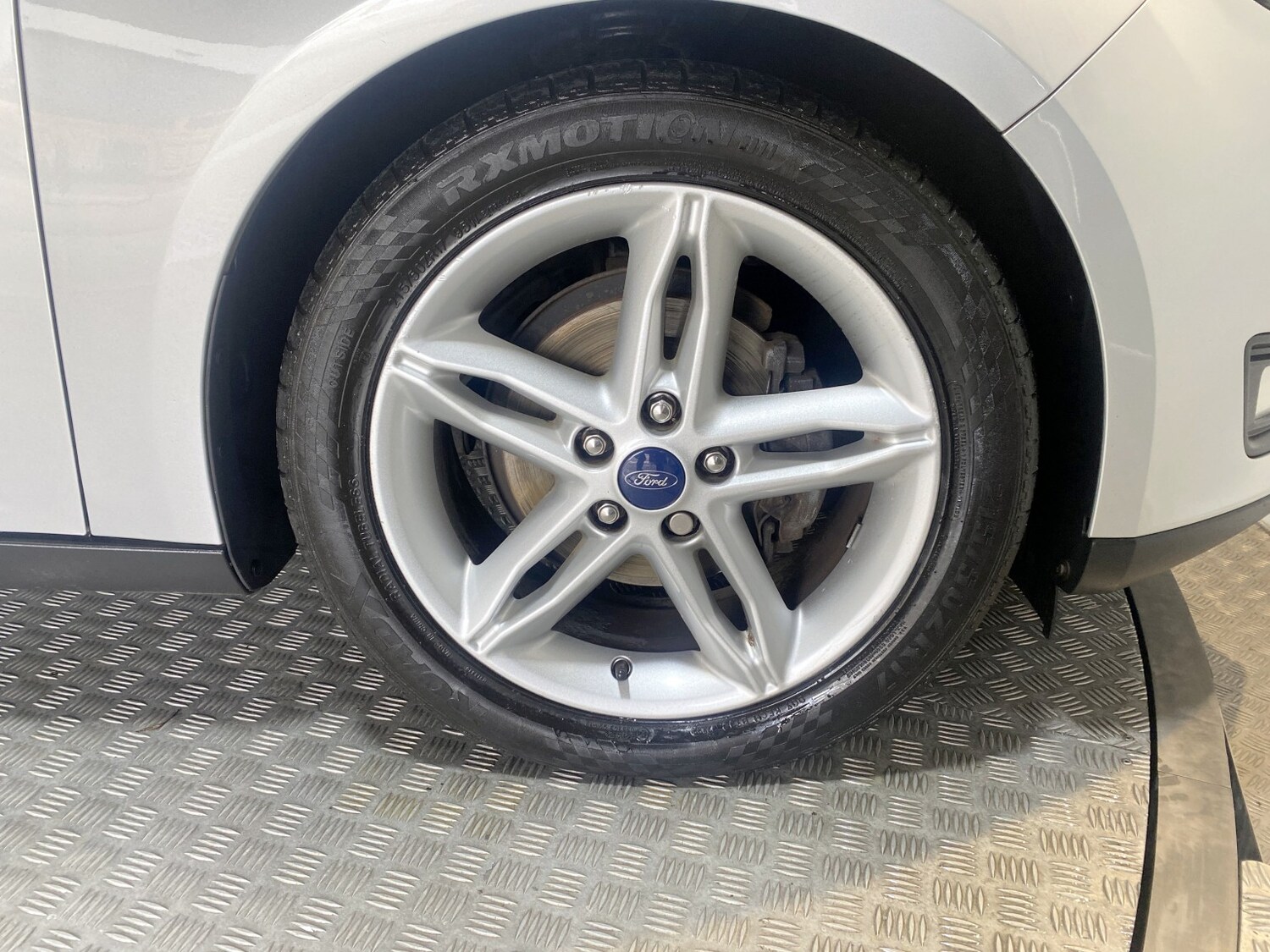 Used Ford Focus 2017 for sale - 77681686: Photo 14