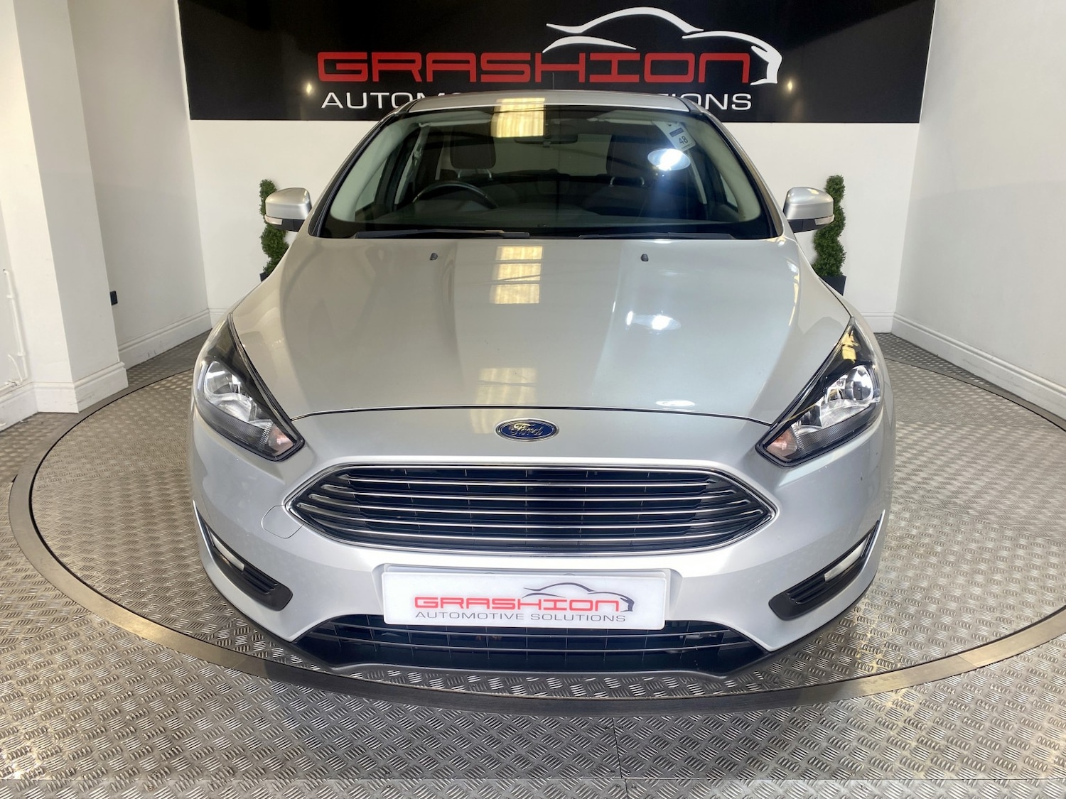 Used Ford Focus 2017 for sale - 77681686: Photo 2