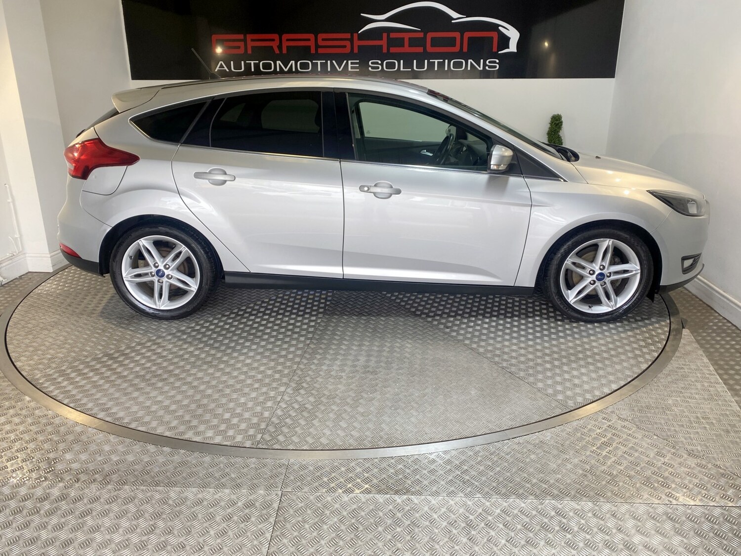 Used Ford Focus 2017 for sale - 77681686: Photo 20