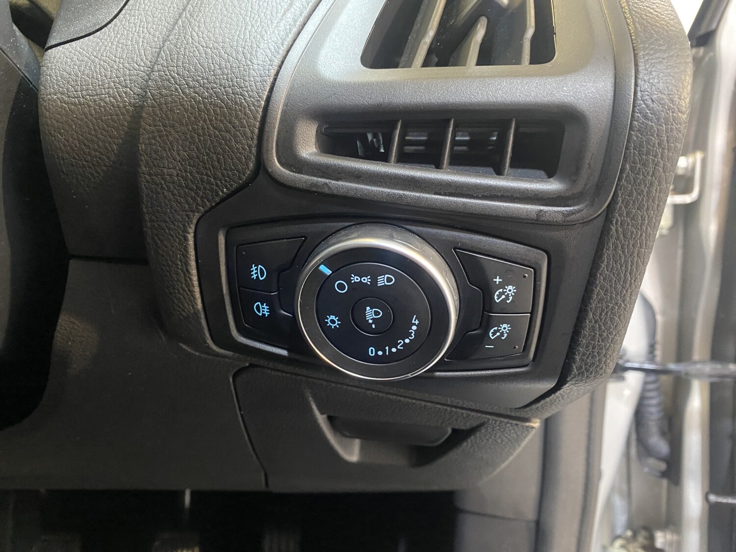 Used Ford Focus 2017 for sale - 77681686: Photo 33