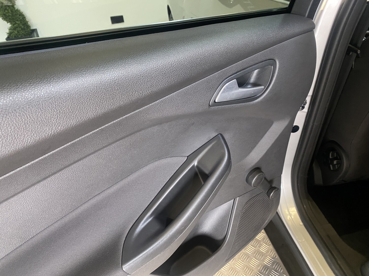 Used Ford Focus 2017 for sale - 77681686: Photo 49