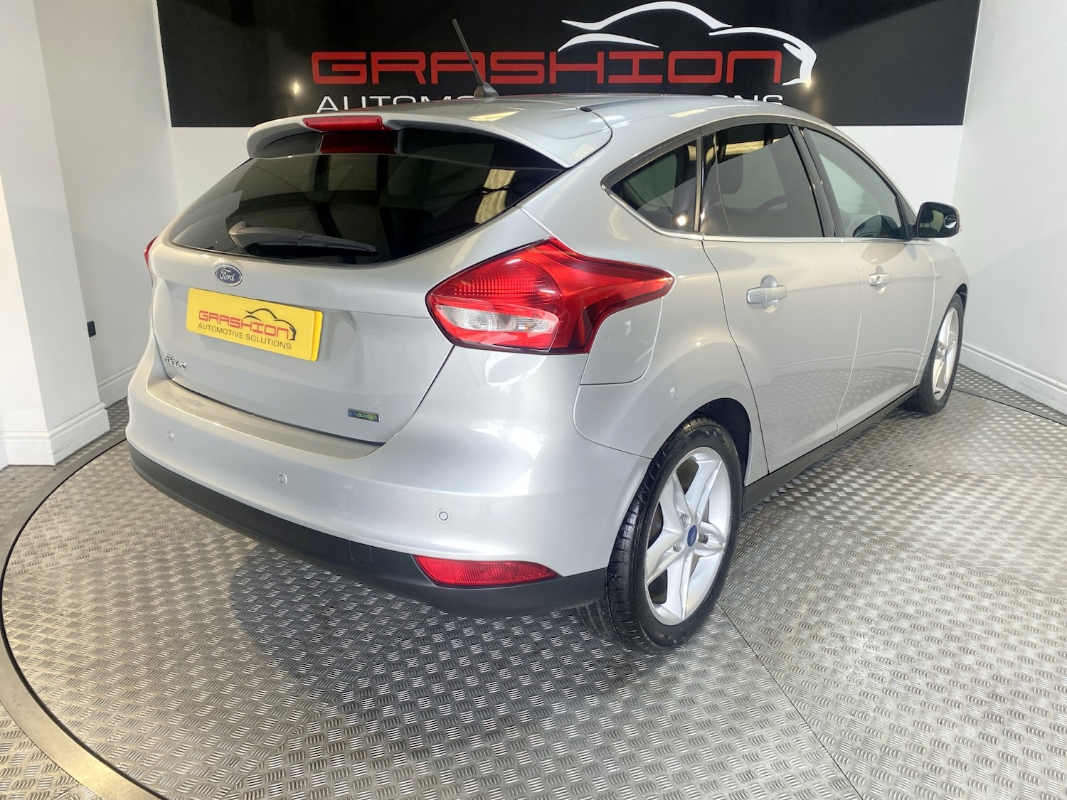 Used Ford Focus 2017 for sale - 77681686: Photo 5