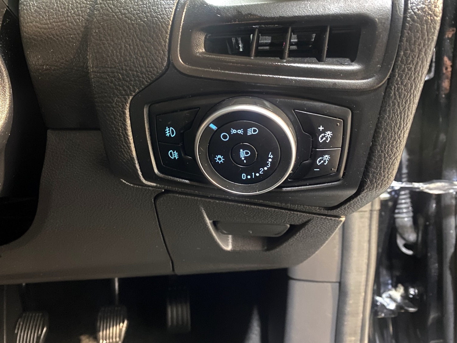 Used Ford Focus 2016 for sale - 77649587: Photo 15