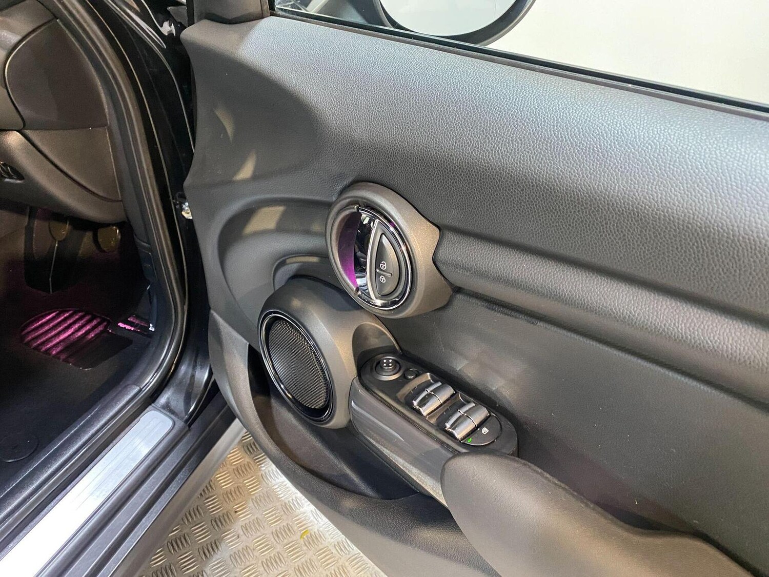 Used MINI Hatch 2015 for sale - 77851294: Photo 56