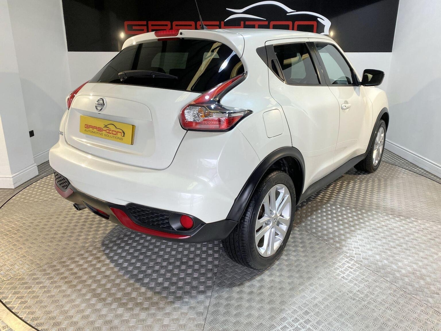 Used Nissan Juke 2017 for sale - 77445558: Photo 5