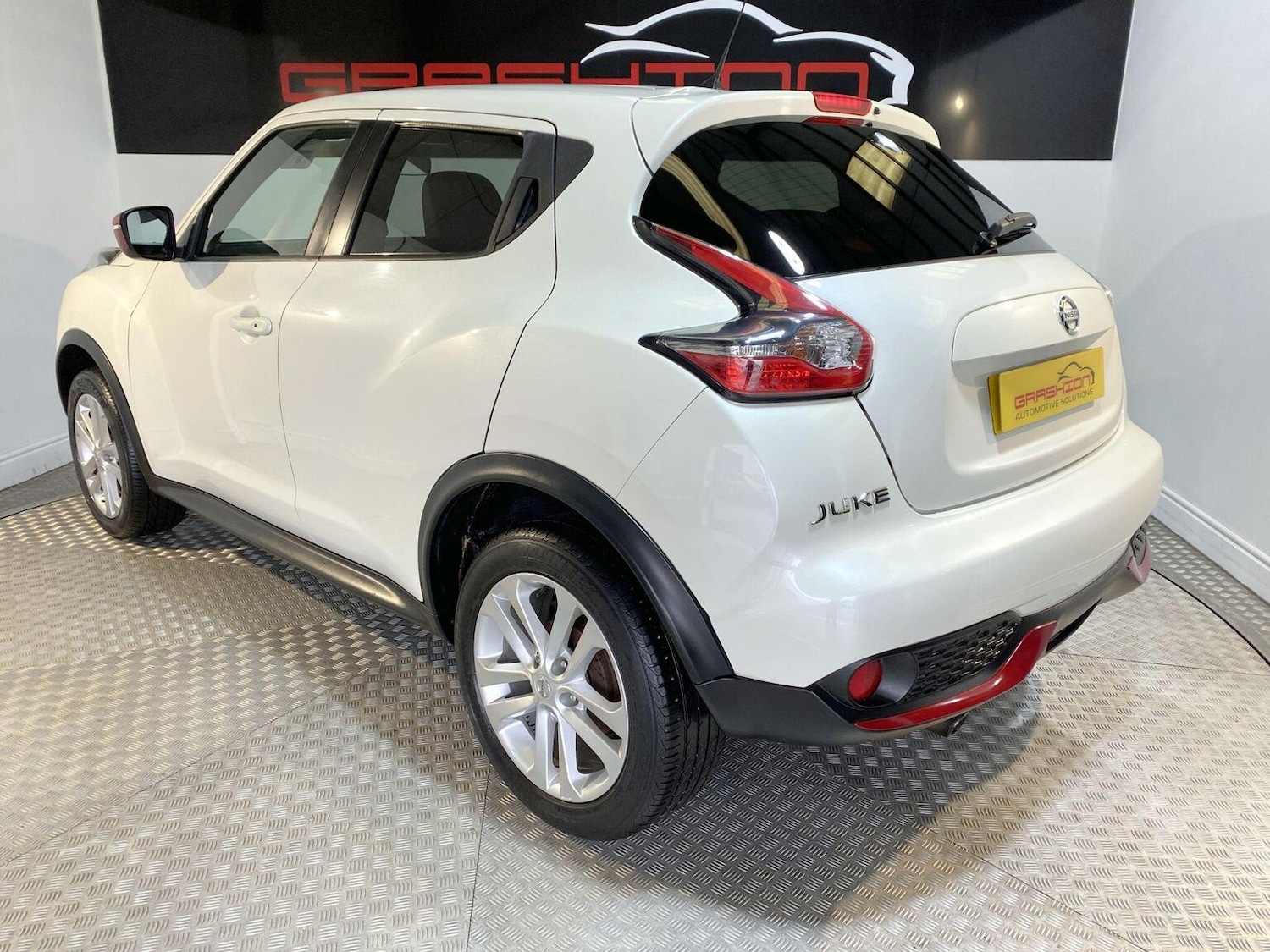 Used Nissan Juke 2017 for sale - 77445558: Photo 8