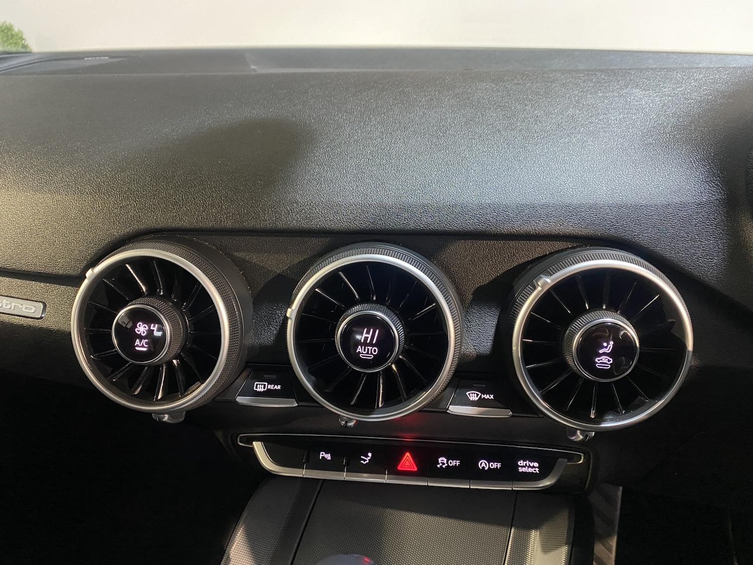 Used Audi TT 2015 for sale - 77766415: Photo 49