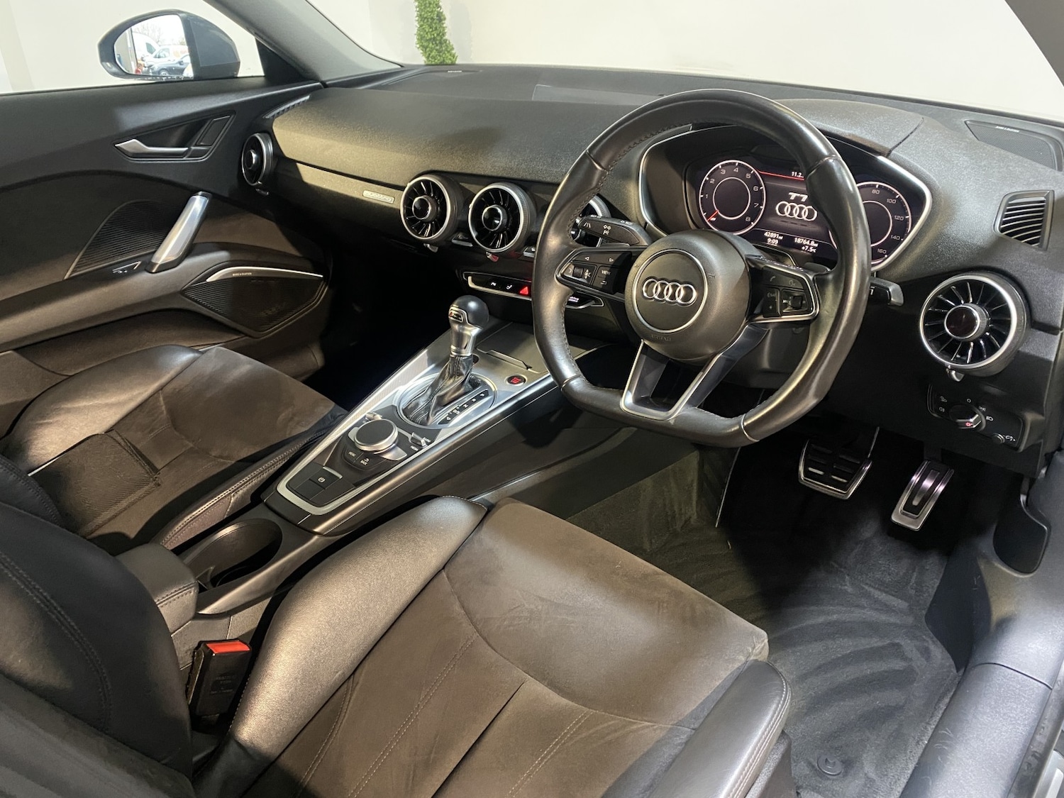 Used Audi TT 2015 for sale - 77766415: Photo 9