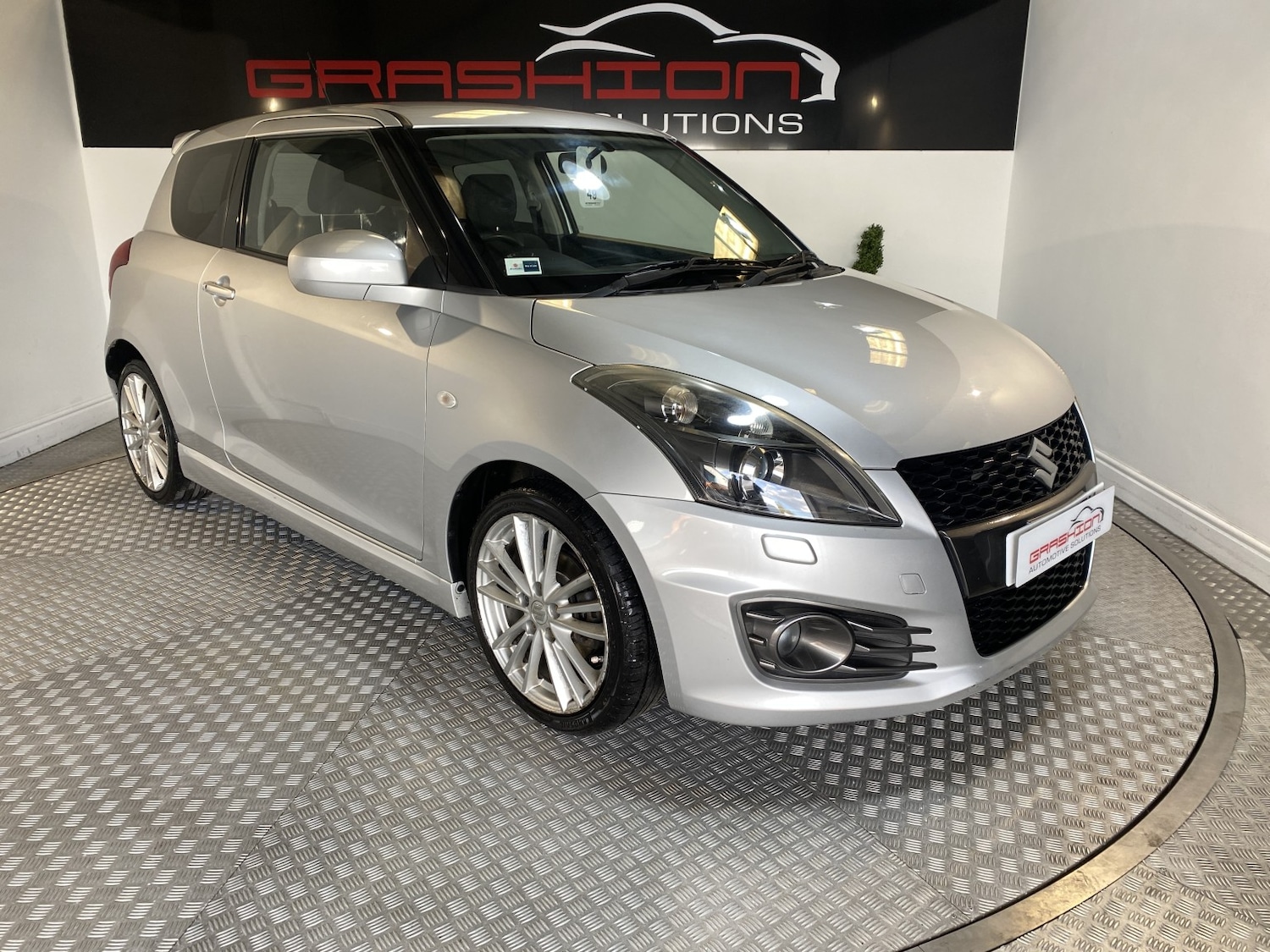 Used Suzuki Swift 2015 for sale - 78201931: Photo 45