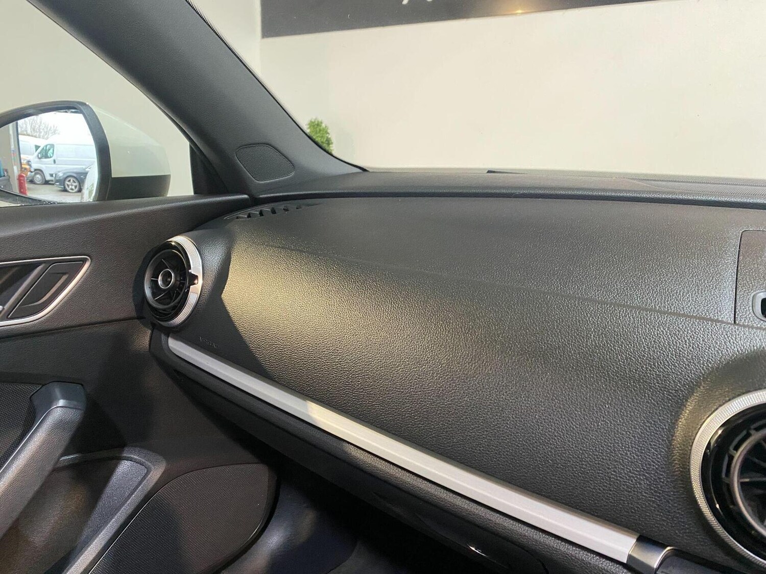 Used Audi A3 2015 for sale - 77445557: Photo 33