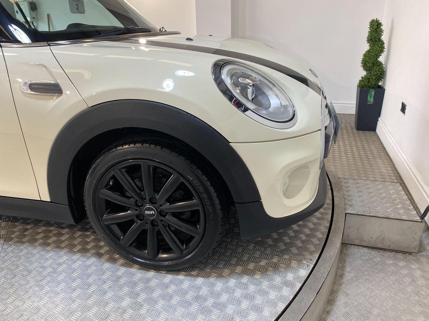 Used MINI Convertible 2016 for sale - 77445564: Photo 23