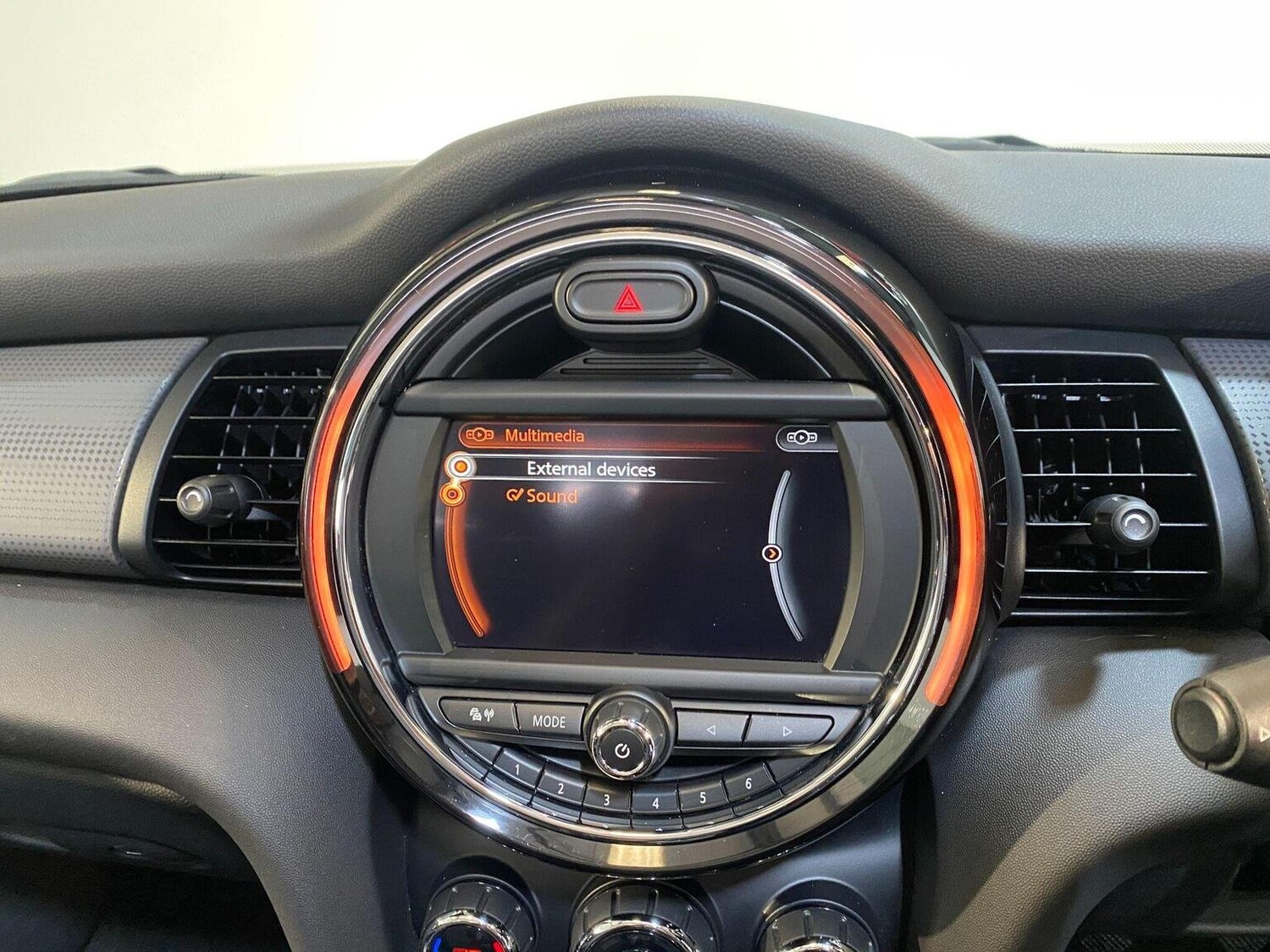 Used MINI Convertible 2016 for sale - 77445564: Photo 42