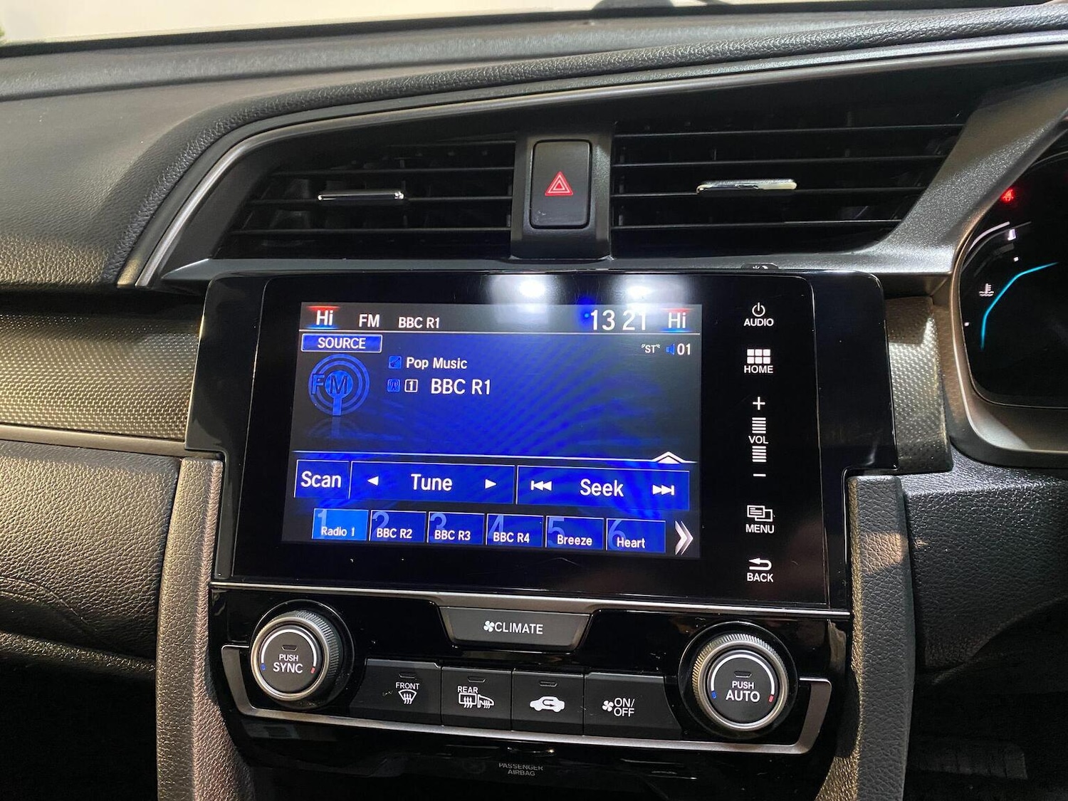 Used Honda Civic 2018 for sale - 77445565: Photo 38