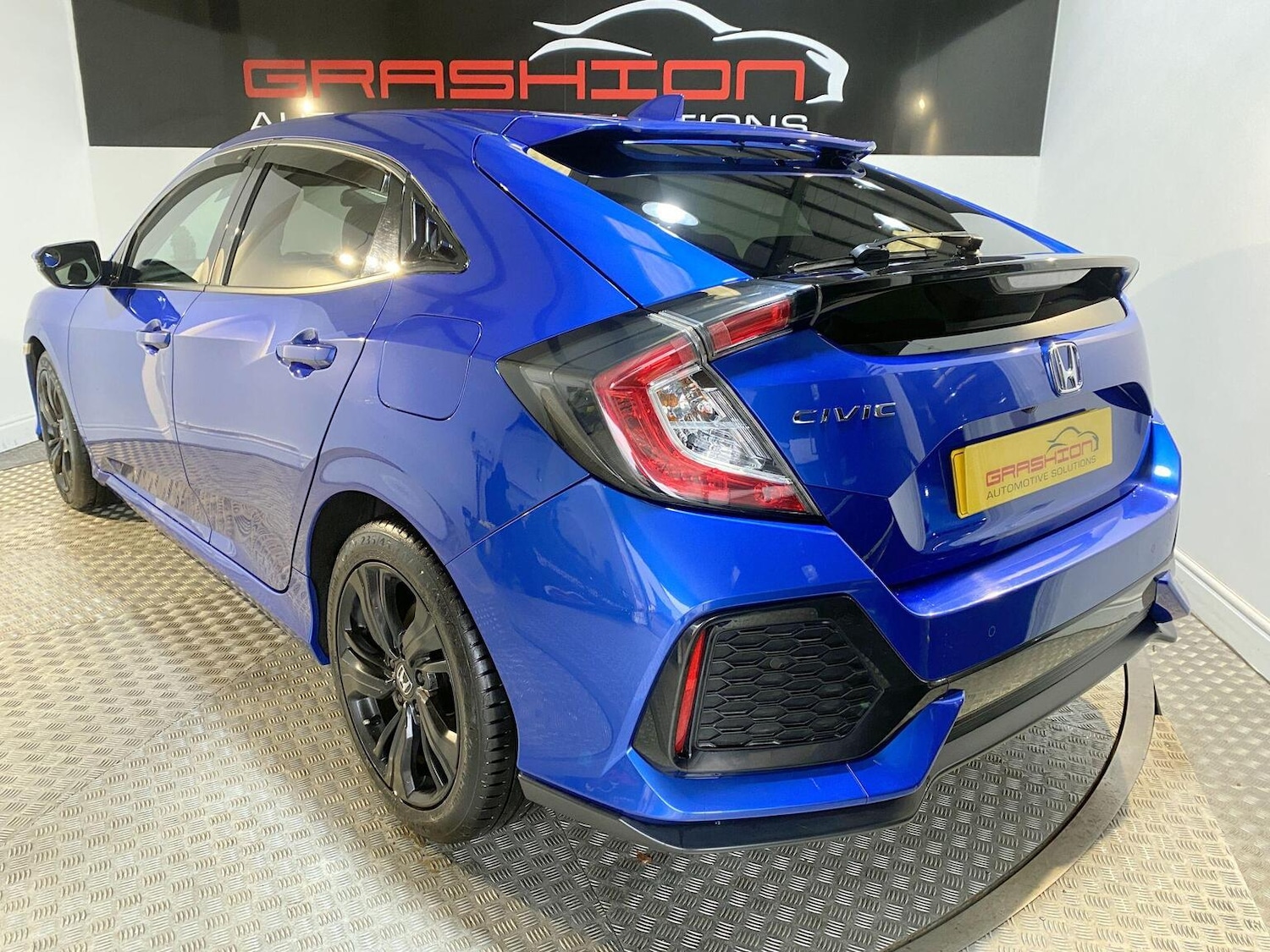 Used Honda Civic 2018 for sale - 77445565: Photo 8