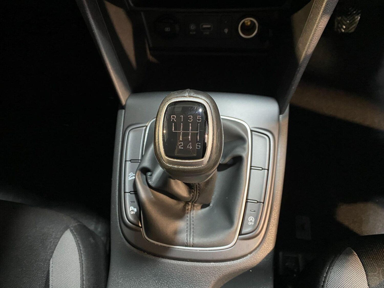 Used Hyundai KONA 2018 for sale - 77445567: Photo 41