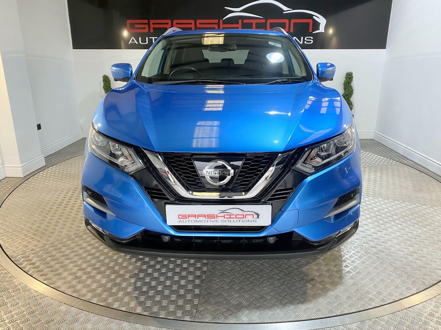 Used Nissan Qashqai 2018 for sale - 77548205: Photo 2