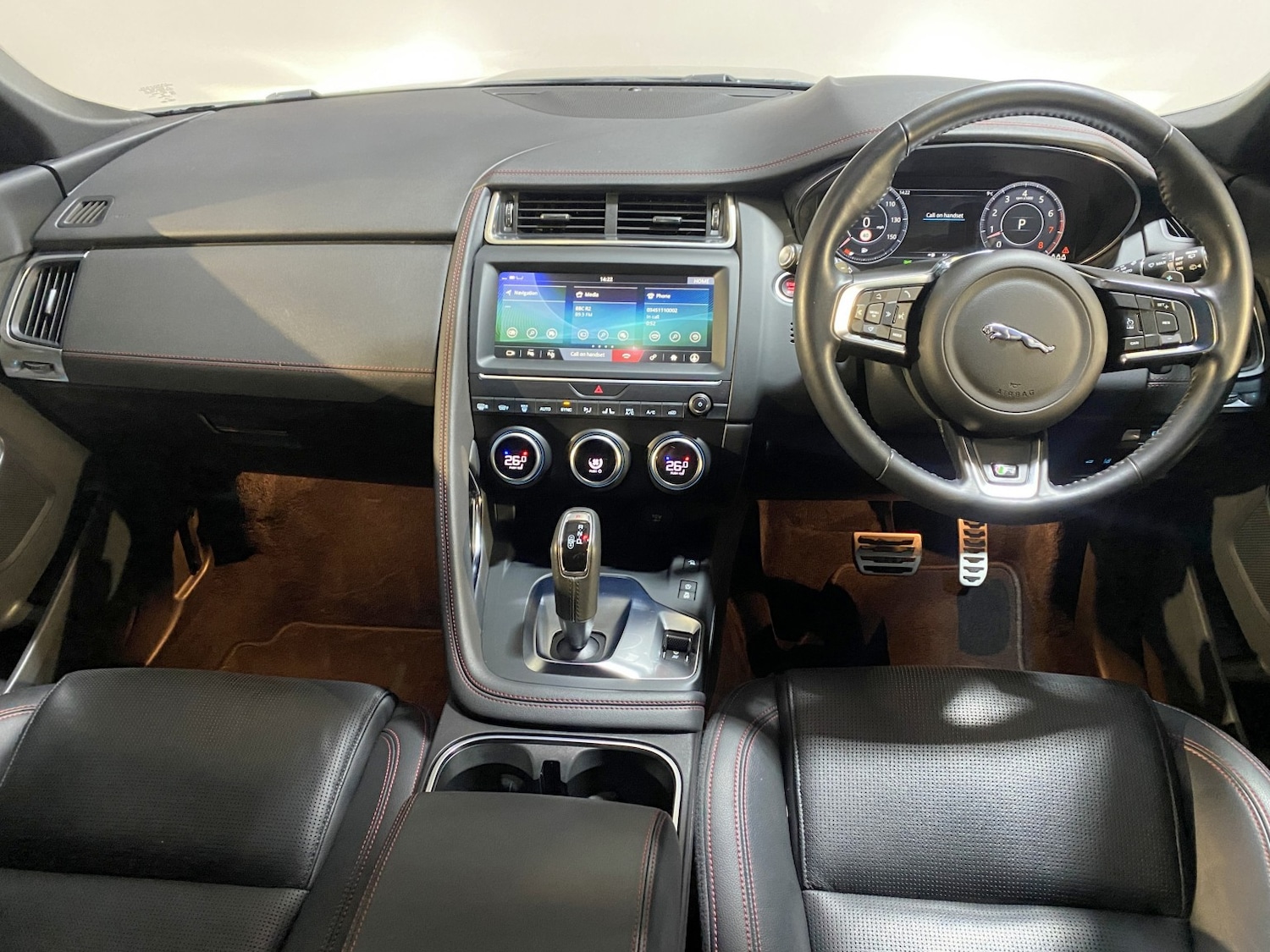 Used Jaguar E-Pace 2020 for sale - 77774773: Photo 11