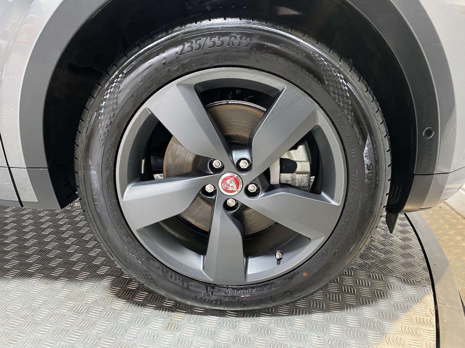 Used Jaguar E-Pace 2020 for sale - 77774773: Photo 14