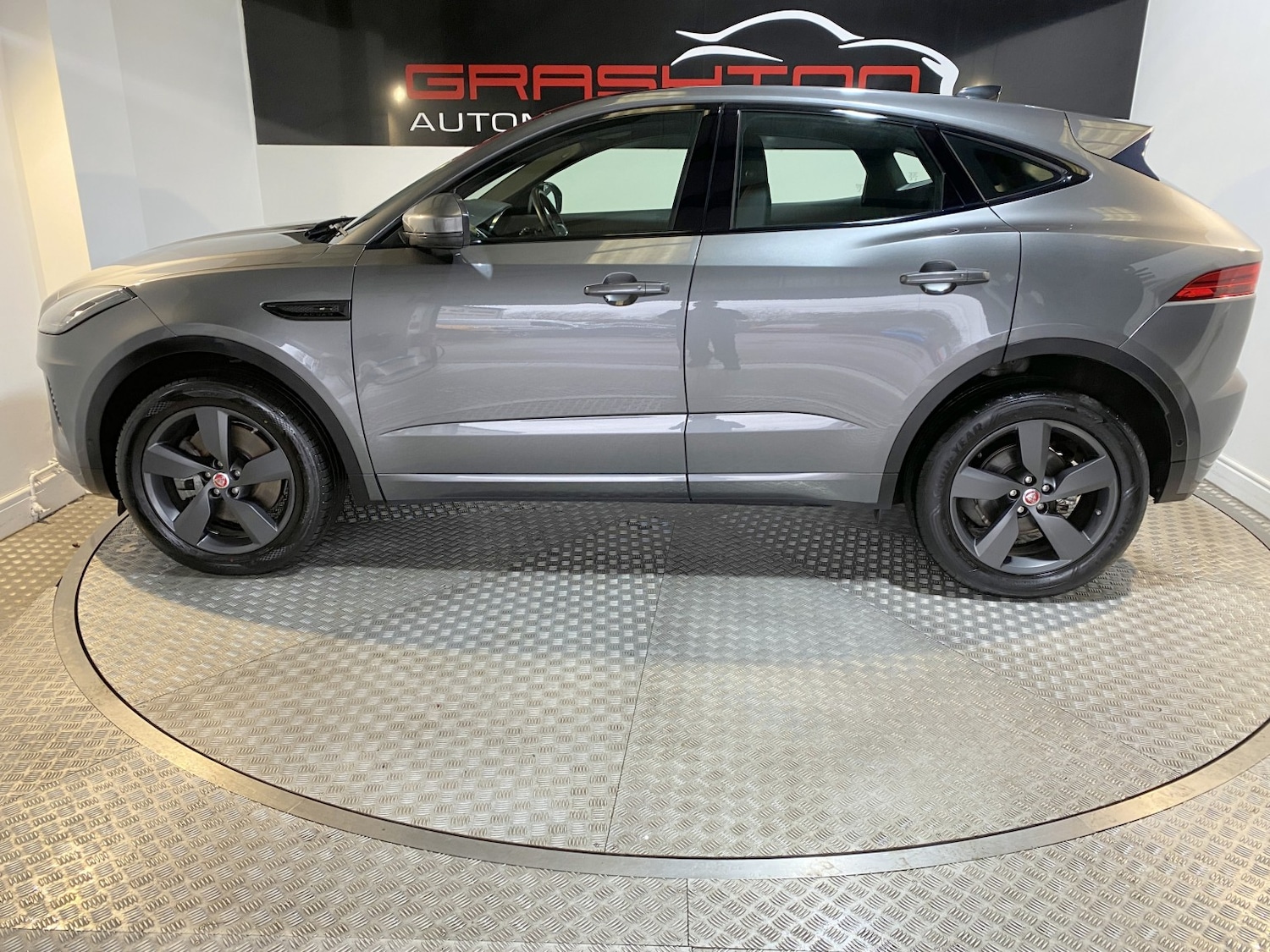 Used Jaguar E-Pace 2020 for sale - 77774773: Photo 21