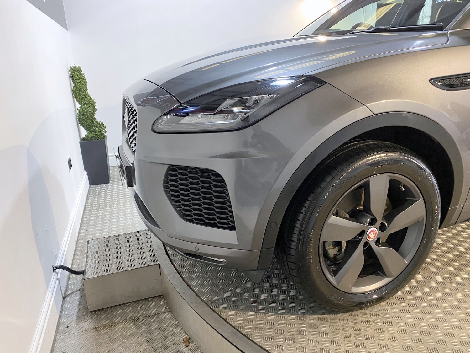 Used Jaguar E-Pace 2020 for sale - 77774773: Photo 37