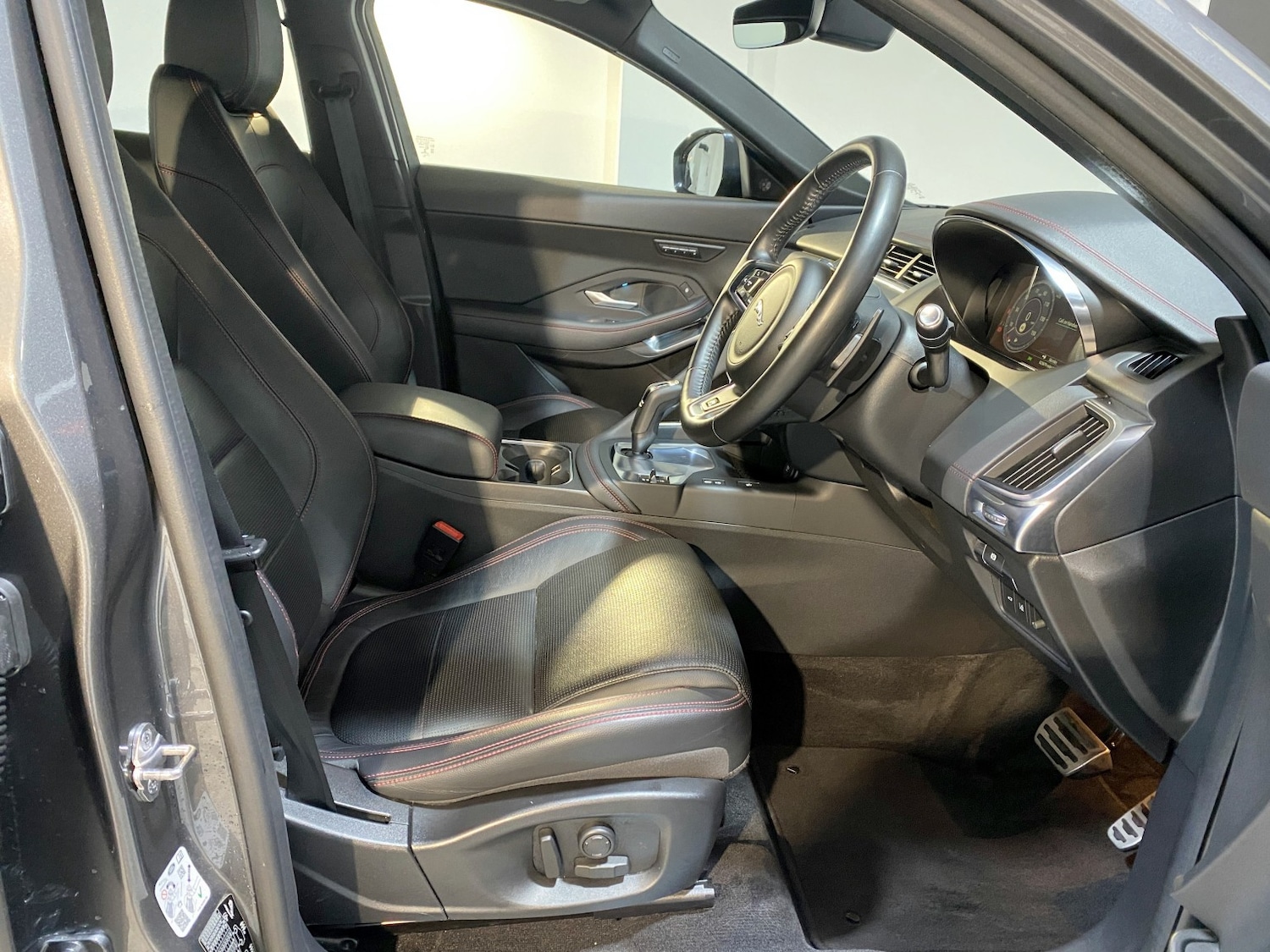 Used Jaguar E-Pace 2020 for sale - 77774773: Photo 41