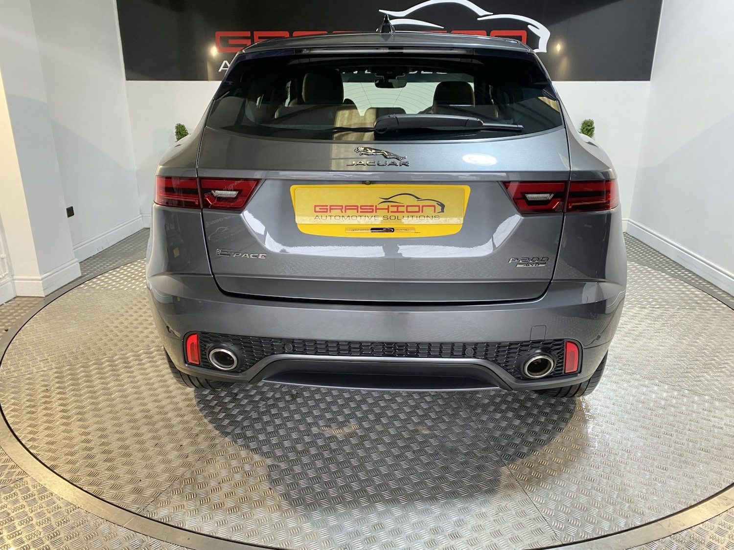 Used Jaguar E-Pace 2020 for sale - 77774773: Photo 6