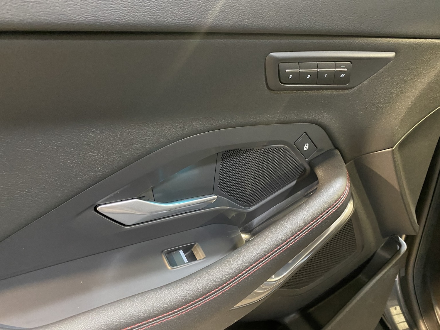 Used Jaguar E-Pace 2020 for sale - 77774773: Photo 75