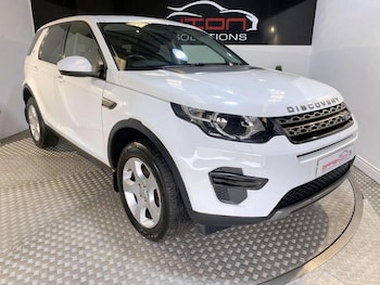 Used Land Rover Discovery Sport 2015 for sale - 75632905: Photo