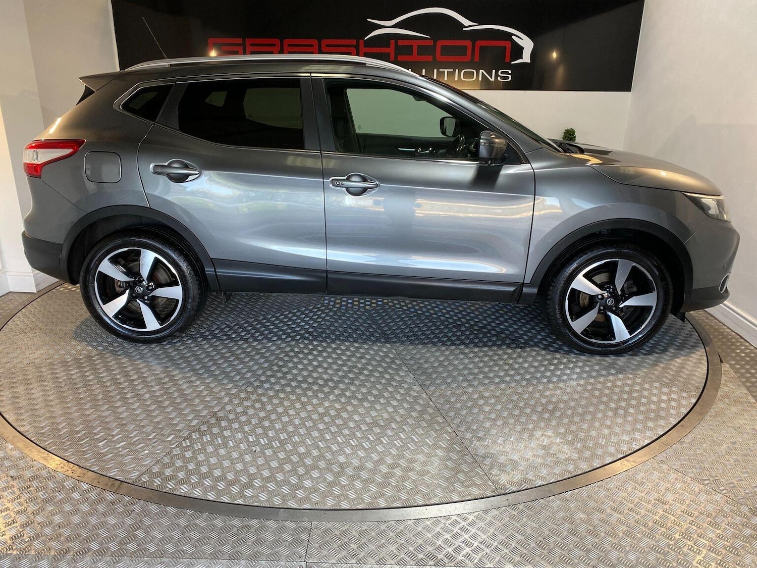 Used Nissan Qashqai 2017 for sale - 77445559: Photo 20